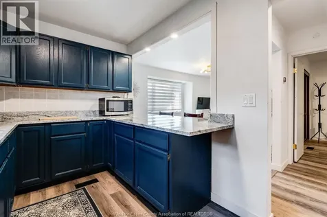 1353 George Avenue Windsor ON N8Y 2X8