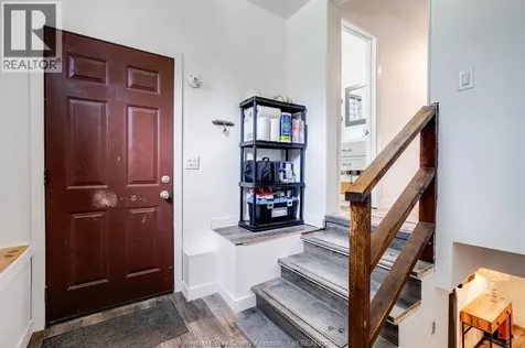 1353 George Avenue Windsor ON N8Y 2X8