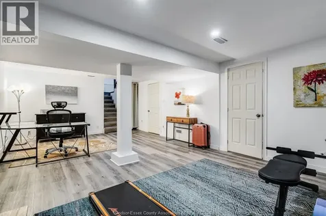 1353 George Avenue Windsor ON N8Y 2X8