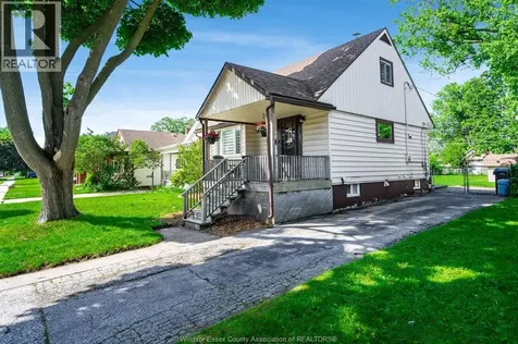1353 George Avenue Windsor ON N8Y 2X8