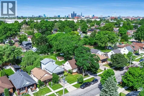 1353 George Avenue Windsor ON N8Y 2X8