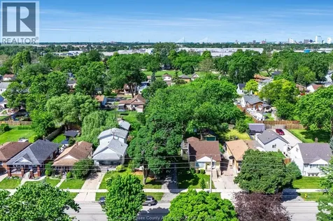 1353 George Avenue Windsor ON N8Y 2X8
