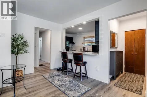 1353 George Avenue Windsor ON N8Y 2X8