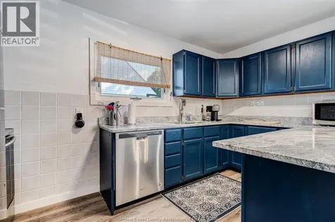 1353 George Avenue Windsor ON N8Y 2X8