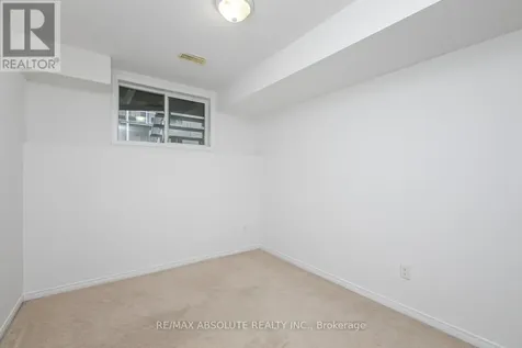 250 Gershwin Private Ottawa ON K2H 1G5