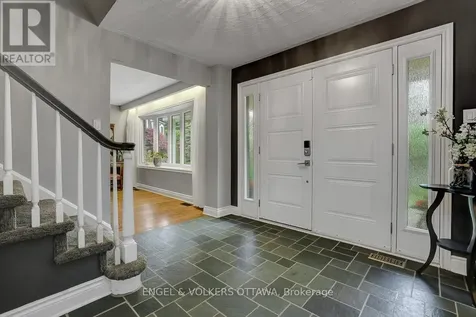 2032 Delmar Court Ottawa ON K1H 5R6