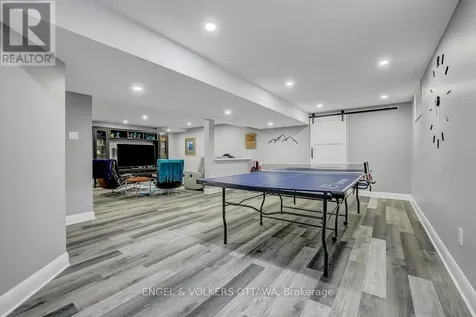 2032 Delmar Court Ottawa ON K1H 5R6