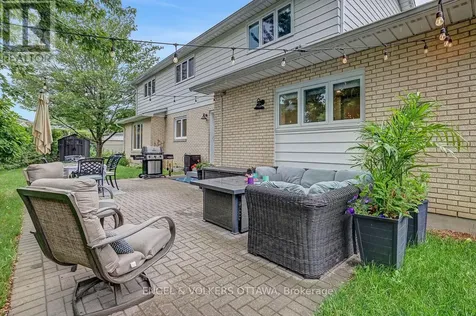 2032 Delmar Court Ottawa ON K1H 5R6