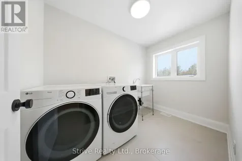 29 Northland Court Oro-medonte ON L9J 1C4