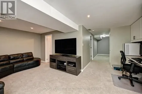16 Dawn Ridge Drive Northeast Kitchener ON N2N 3J7