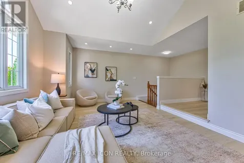223 Buttercup Court Waterloo ON N2V 2W8