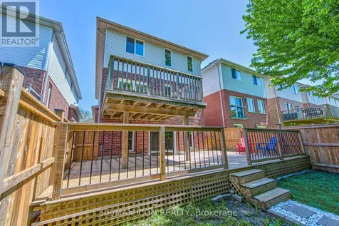 223 Buttercup Court Waterloo ON N2V 2W8