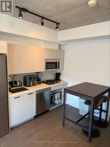203 Catherine Street Ottawa ON K2J 1J5