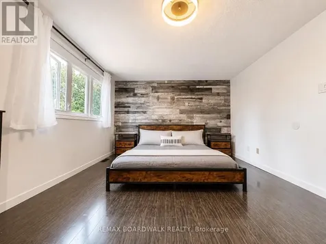 4396 Whittaker Crescent Ottawa ON K1B 4P2