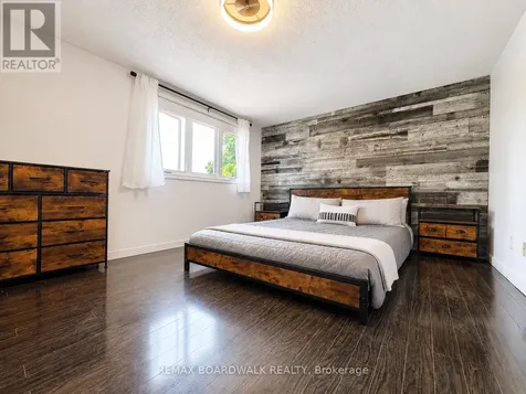 4396 Whittaker Crescent Ottawa ON K1B 4P2