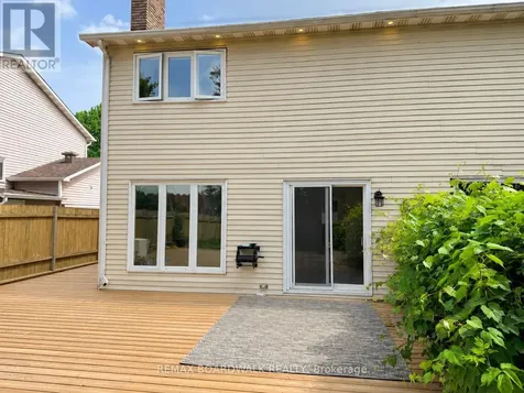 4396 Whittaker Crescent Ottawa ON K1B 4P2