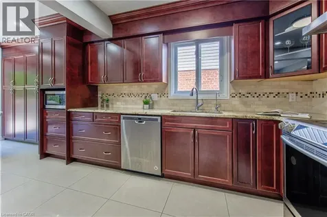 223 Buttercup Court Waterloo ON N2V 2W8