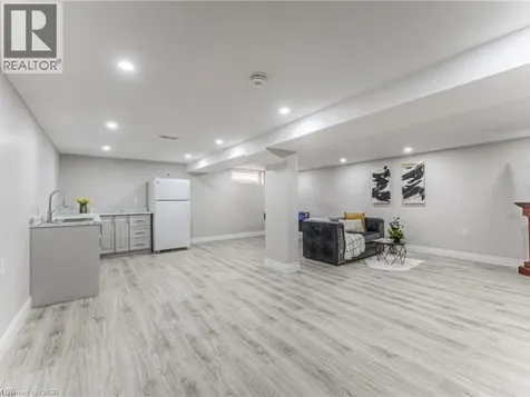 271 Bedford Road Kitchener ON N2G 3A7