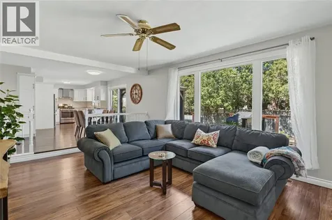 2636 Stoneridge Court Sarnia ON N0N 1C0