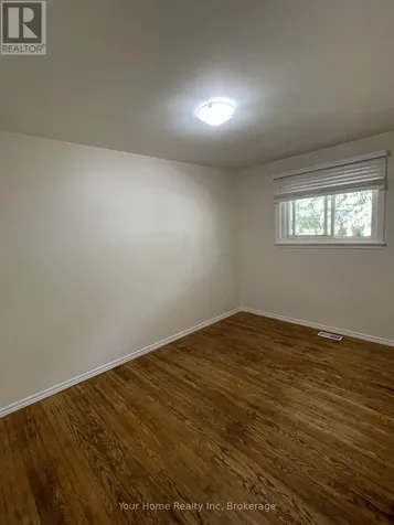37 Rutherford Drive East Kitchener ON N2A 1P8