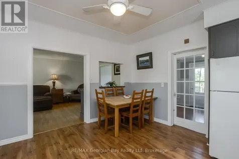 71 Poyntz Street Penetanguishene ON L9M 1N6