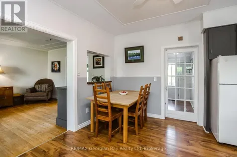 71 Poyntz Street Penetanguishene ON L9M 1N6