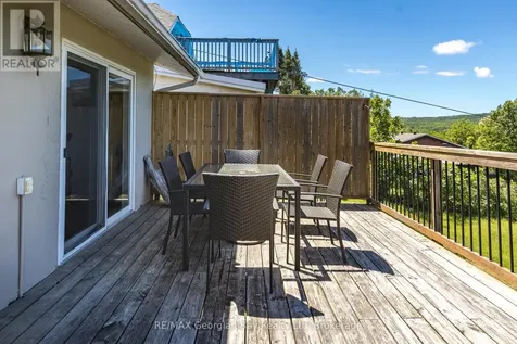 71 Poyntz Street Penetanguishene ON L9M 1N6