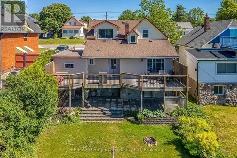 71 Poyntz Street Penetanguishene ON L9M 1N6