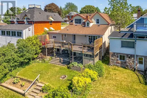 71 Poyntz Street Penetanguishene ON L9M 1N6