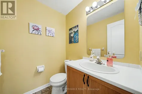 6145 Oak Meadows Drive Ottawa ON K1C 7G7