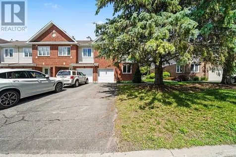 6145 Oak Meadows Drive Ottawa ON K1C 7G7