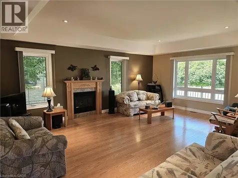 39 Ross Avenue North Simcoe ON N3Y 0B2
