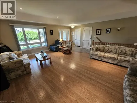 39 Ross Avenue North Simcoe ON N3Y 0B2