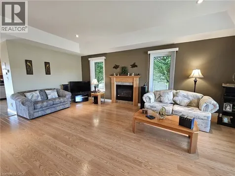 39 Ross Avenue North Simcoe ON N3Y 0B2