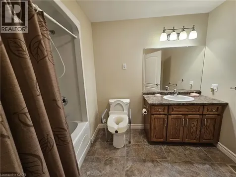 39 Ross Avenue North Simcoe ON N3Y 0B2