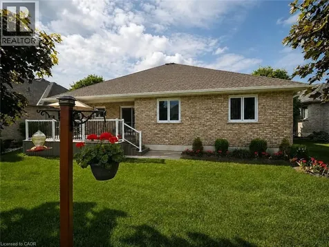 39 Ross Avenue North Simcoe ON N3Y 0B2