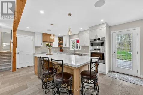 10 Springhome Road Oro-medonte ON L0L 1T0