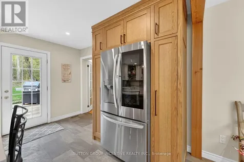 10 Springhome Road Oro-medonte ON L0L 1T0