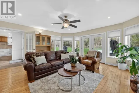 10 Springhome Road Oro-medonte ON L0L 1T0