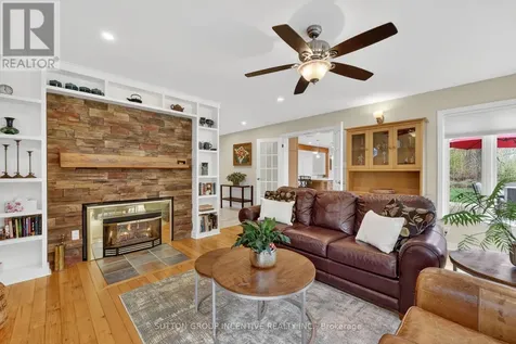 10 Springhome Road Oro-medonte ON L0L 1T0