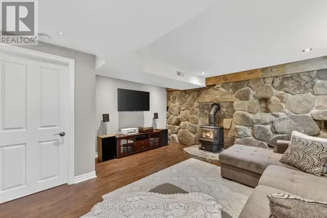 10 Springhome Road Oro-medonte ON L0L 1T0