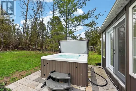 10 Springhome Road Oro-medonte ON L0L 1T0