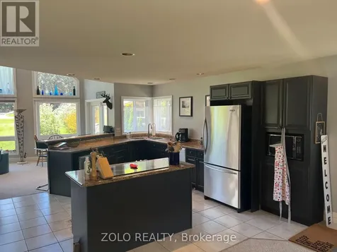 112 Carmichael Crescent Blue Mountains ON L9Y 0R3
