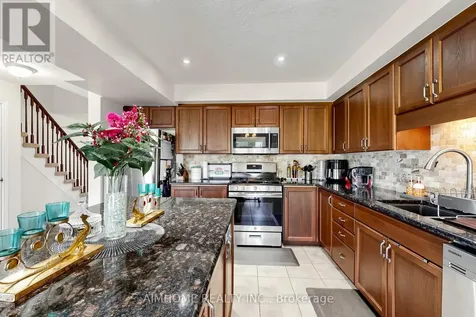 205 Huck Crescent Kitchener ON N2N 0A3
