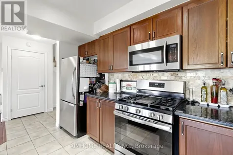 205 Huck Crescent Kitchener ON N2N 0A3