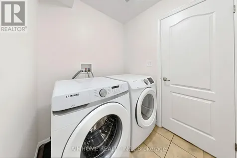 205 Huck Crescent Kitchener ON N2N 0A3