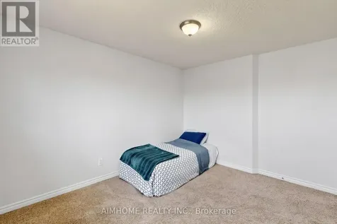 205 Huck Crescent Kitchener ON N2N 0A3