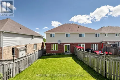 205 Huck Crescent Kitchener ON N2N 0A3