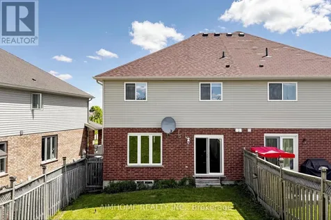 205 Huck Crescent Kitchener ON N2N 0A3