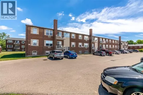 122 Riverview Drive Chatham ON N7M 1A5